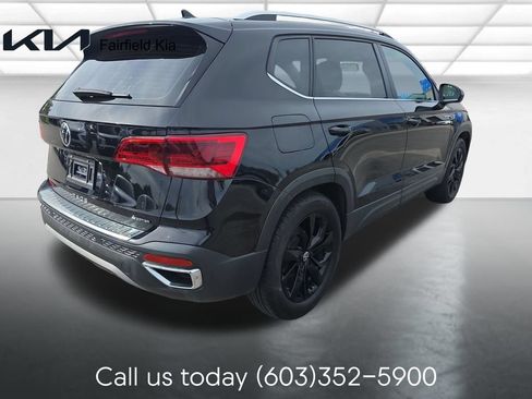 Used 2022 Volkswagen Taos SE AWD/4WD image 5