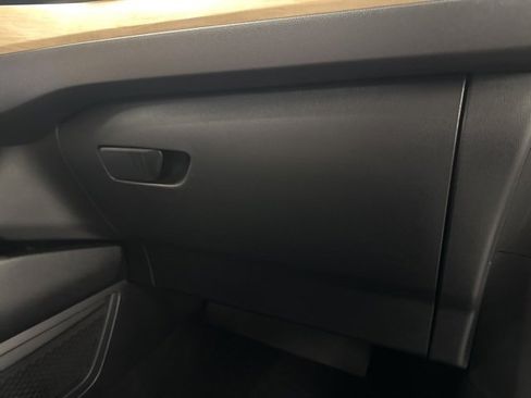 Used 2022 Ford Escape Titanium w/ Titanium Elite Package image 9