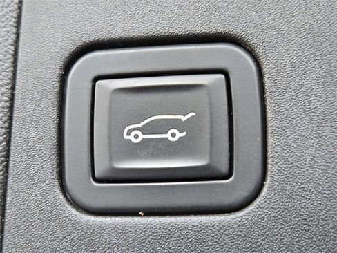 Used 2019 Cadillac XT5 AWD image 31