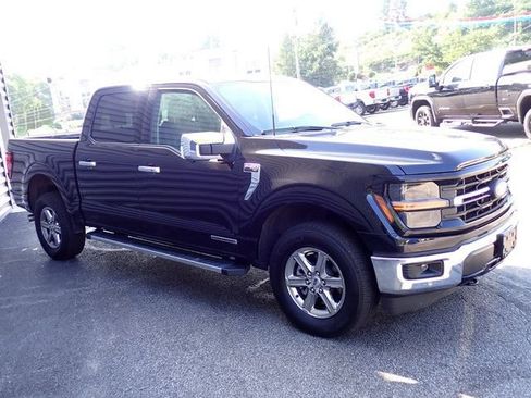 Used 2025 Ford F150 XLT w/ Equipment Group 302A MID AWD/4WD image 11