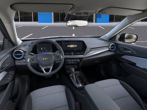 New 2026 Chevrolet Trax LT w/ Midnight Edition image 16