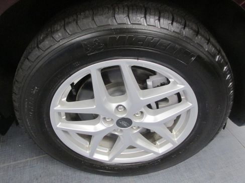 Used 2023 Ford Edge SEL w/ Convenience Package image 15