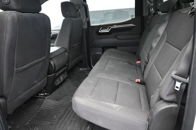 Used 2025 Chevrolet Silverado 1500 LT AWD/4WD image 16