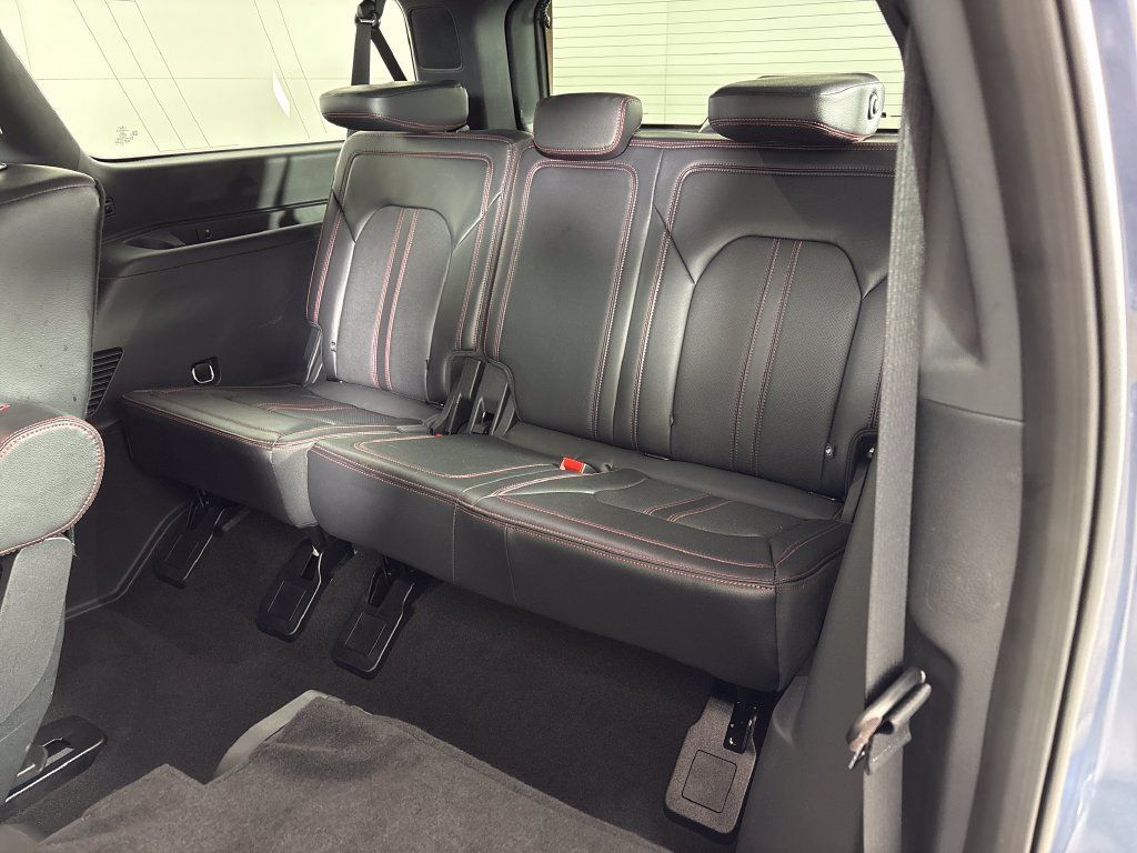 Certified 2023 Ford Expedition Max Limited RWD image 33
