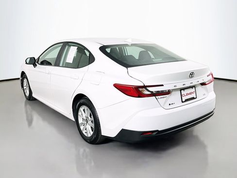 Used 2025 Toyota Camry LE FWD image 9