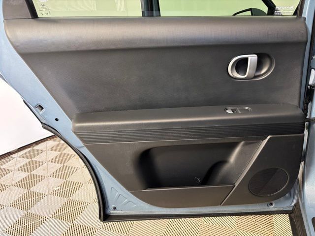 Used 2022 Hyundai Ioniq 5 SE AWD/4WD image 15