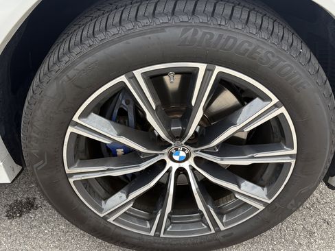 Used 2023 BMW X6 xDrive40i w/ Executive Package image 15