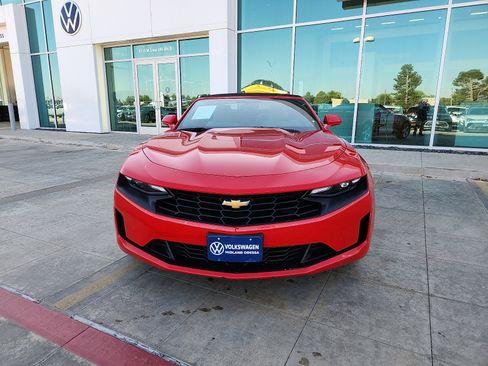 Used 2023 Chevrolet Camaro LT image 2