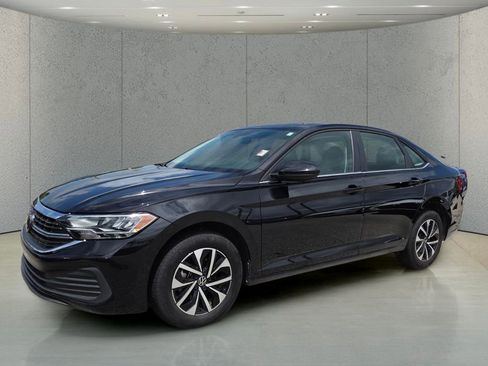 Used 2024 Volkswagen Jetta S image 7