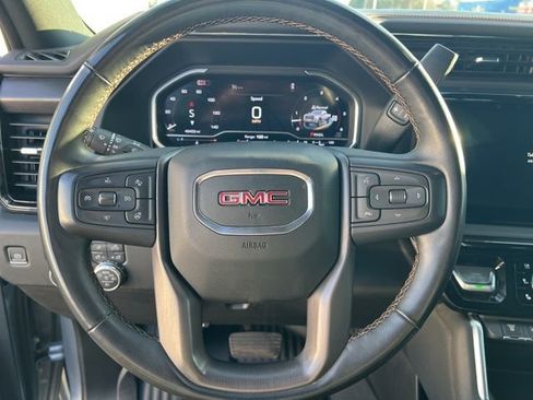 Used 2024 GMC Sierra 2500 AT4 w/ AT4 Preferred Package image 18