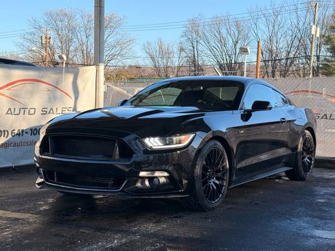 Used 2017 Ford Mustang EcoBoost Coupe 2D image 3