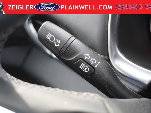 Used 2024 Chevrolet Traverse Premier w/ Redline Edition AWD/4WD image 29