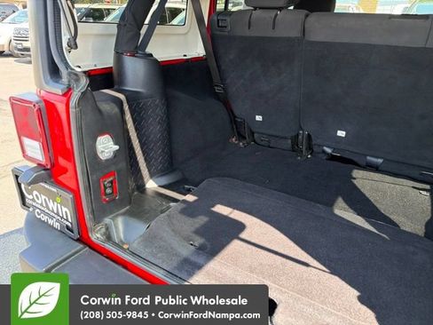 Used 2016 Jeep Wrangler Unlimited Sport w/ Quick Order Package 24S AWD/4WD image 29