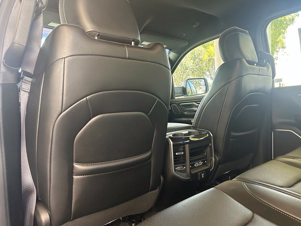 Used 2020 RAM 1500 Laramie RWD image 40
