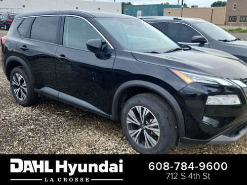 Used 2023 Nissan Rogue SV AWD/4WD image 1