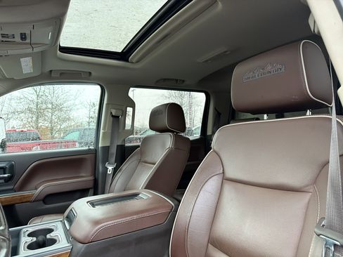 Used 2016 Chevrolet Silverado 2500 High Country image 25