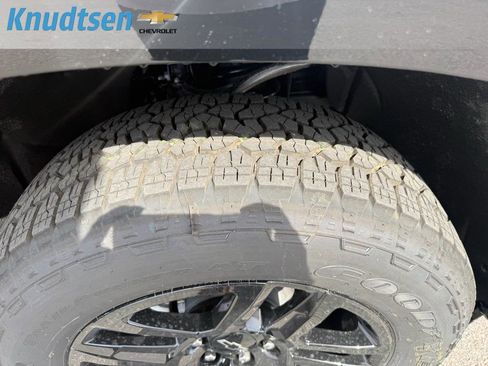 New 2026 Chevrolet Silverado 1500 High Country w/ Midnight Edition AWD/4WD image 10