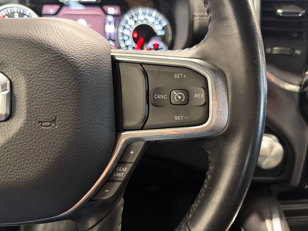 Used 2023 RAM 1500 Laramie AWD/4WD image 14