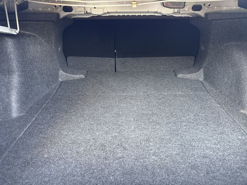Used 2025 Toyota Corolla LE FWD image 30