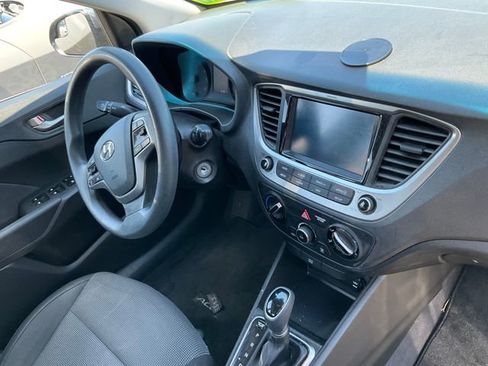Used 2018 Hyundai Accent SEL FWD image 9