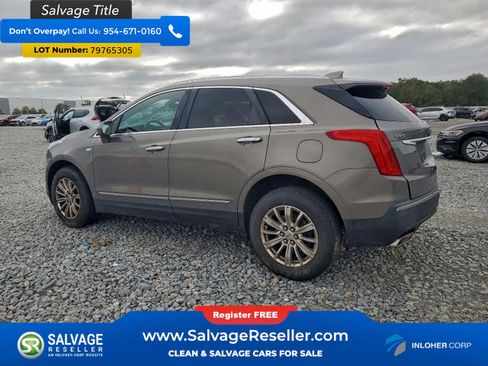 Used 2017 Cadillac XT5 FWD image 3