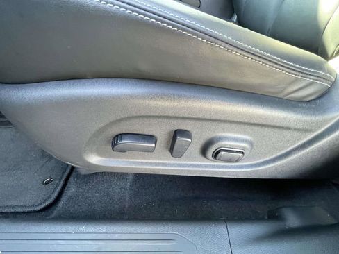 Used 2024 Nissan Murano SV image 14