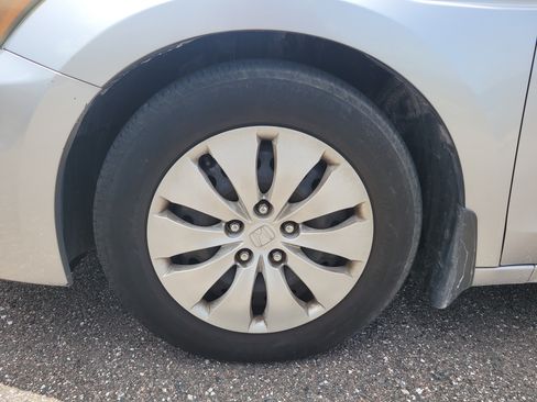 Used 2012 Honda Accord LX image 9