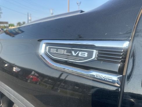 Used 2025 GMC Sierra 1500 SLT image 14