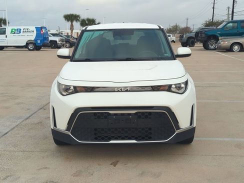 Used 2024 Kia Soul LX w/ Option Group 015 image 2