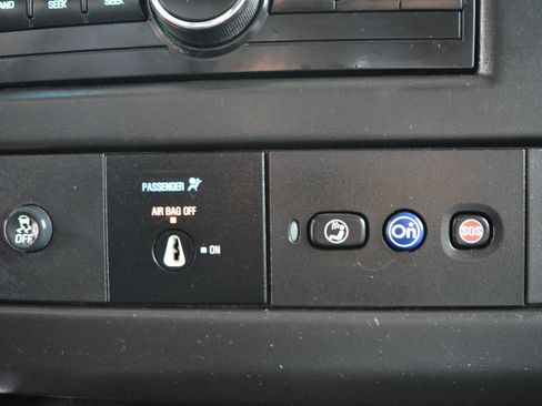 Used 2014 Chevrolet Express 2500 Extended image 23