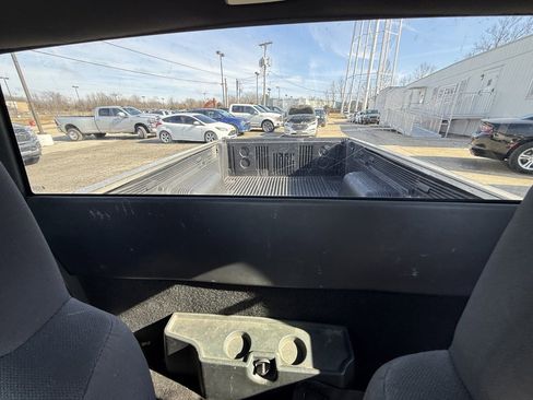 Used 2003 Chevrolet S10 Pickup LS image 21