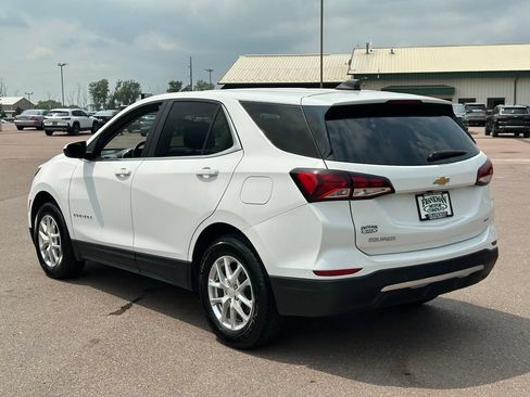 Used 2024 Chevrolet Equinox LT AWD/4WD image 5