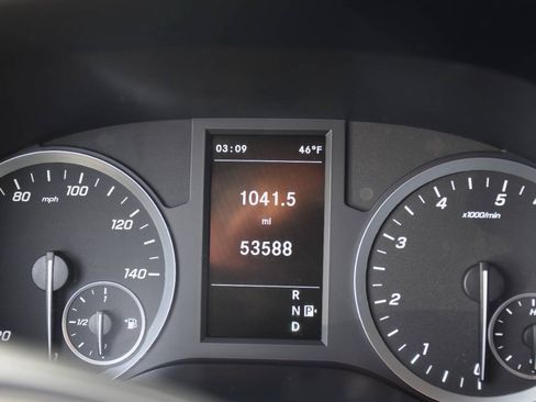 Used 2020 Mercedes-Benz Metris image 15