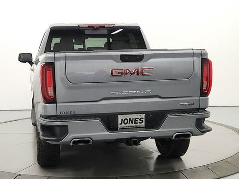 Used 2024 GMC Sierra 1500 AT4 w/ Technology Package AWD/4WD image 6