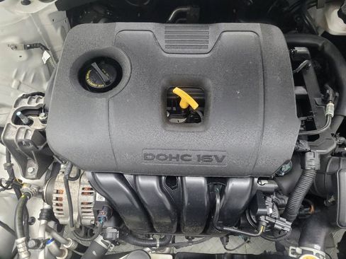 Used 2020 Kia Forte LXS FWD image 30