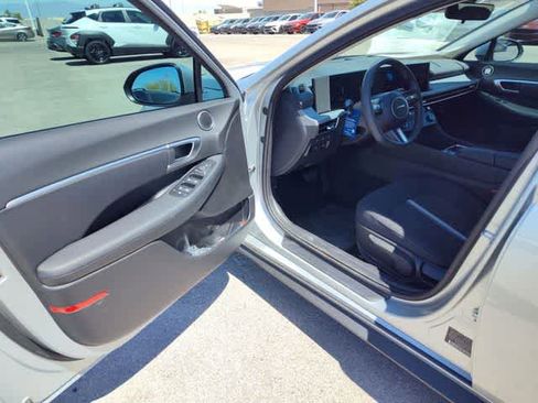 New 2026 Hyundai Sonata Blue FWD image 10