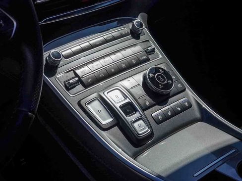 Used 2023 Hyundai Santa Fe Calligraphy image 18