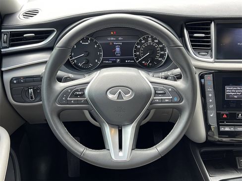 Certified 2025 INFINITI QX50 Luxe image 20