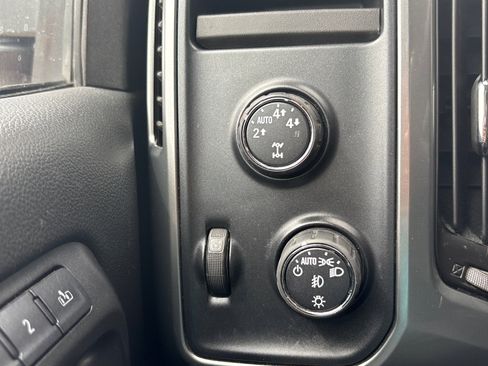 Used 2016 Chevrolet Silverado 1500 LTZ Z71 w/ LPO, Off-Road Sport Package AWD/4WD image 16