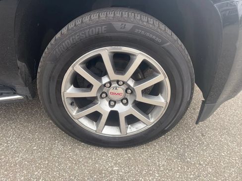 Used 2020 GMC Yukon XL Denali AWD/4WD image 37