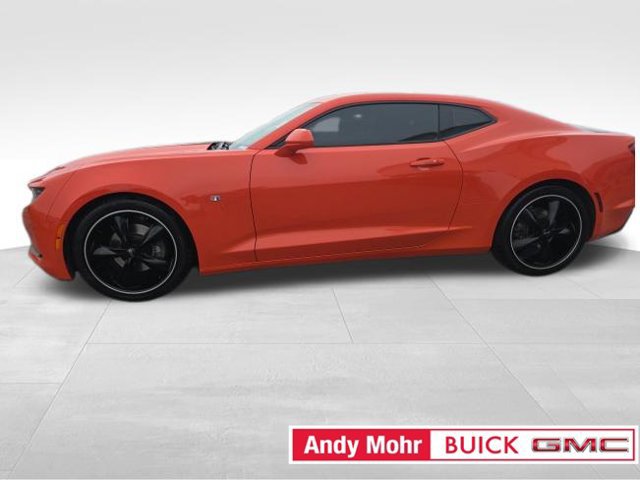 Used 2019 Chevrolet Camaro LT RWD image 11