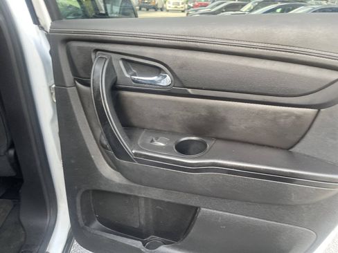 Used 2016 GMC Acadia SLE FWD image 24