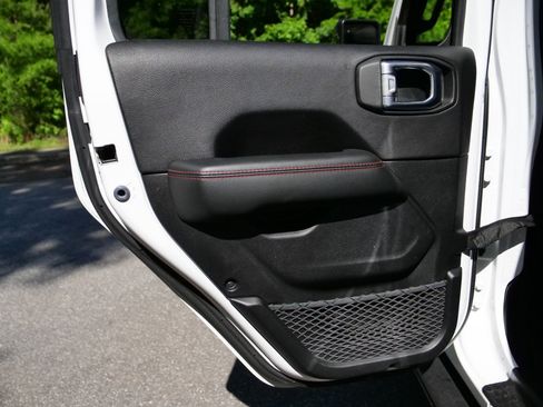 Used 2019 Jeep Wrangler Unlimited Rubicon AWD/4WD image 28