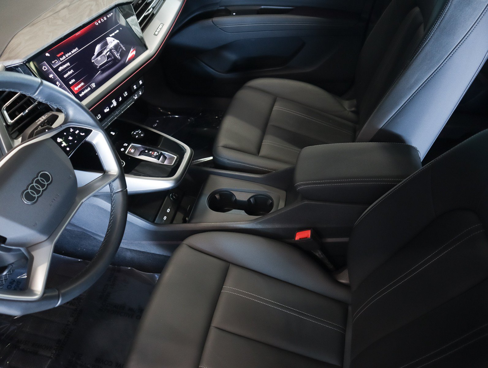 Certified 2024 Audi Q4 e-tron Premium Plus w/ Premium Plus AWD/4WD image 23