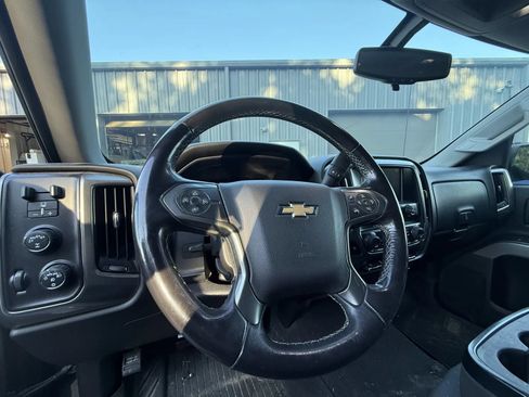 Used 2018 Chevrolet Silverado 1500 LT w/ All Star Edition AWD/4WD image 7