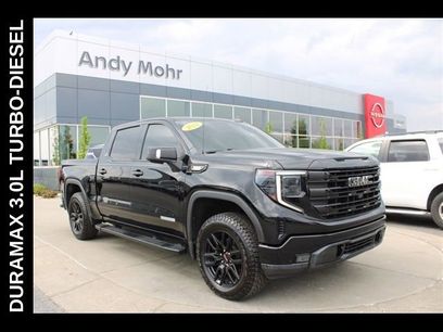 Used 2022 GMC Sierra 1500 Elevation w/ Elevation Premium Package
