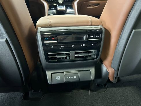 New 2026 Acura MDX SH-AWD w/ Advance Package image 31