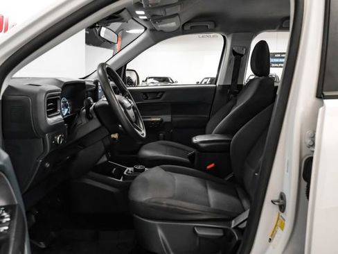 Used 2022 Ford Maverick XL image 4