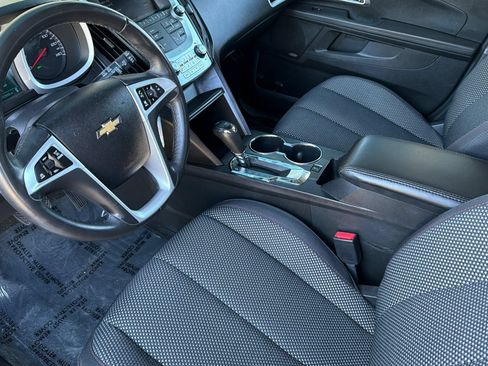 Used 2017 Chevrolet Equinox LT w/ Convenience Package FWD image 10