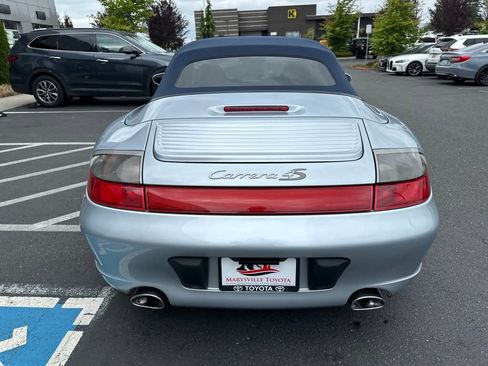 Used 2004 Porsche 911 Carrera 4S image 4